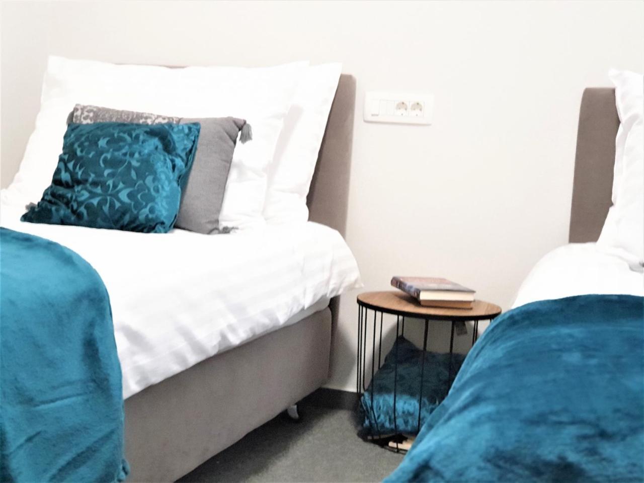 סלאבונסקי ברוד Smart Hostel מראה חיצוני תמונה