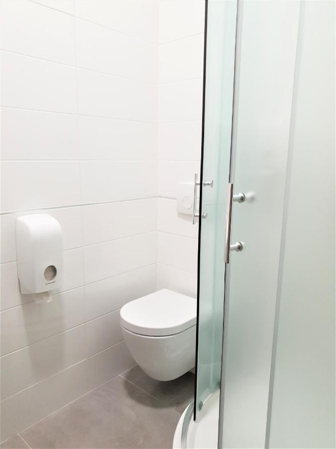סלאבונסקי ברוד Smart Hostel מראה חיצוני תמונה
